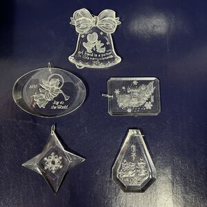 VTG Lot Of 5 Christmas Treasures 1984-86 Clear  Acrylic Christmas Ornaments - D8